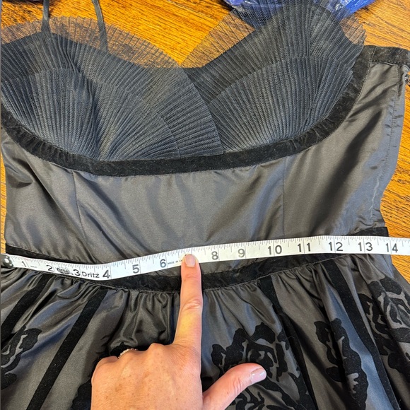 Betsey Johnson Crushed velvet roses skater flare - Picture 5 of 6